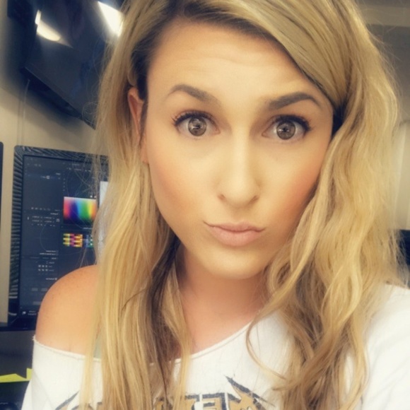 Meet your Posher, Tara - Picture 2 of 8